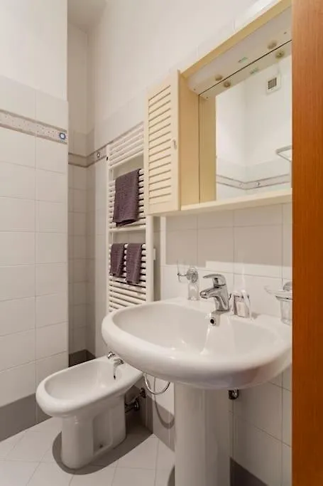 Luxury Loft On The Duomo Wifi & Netflix Apartment Milan Italy