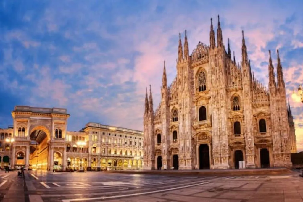Luxury Loft On The Duomo Wifi & Netflix Apartment Milan Italy